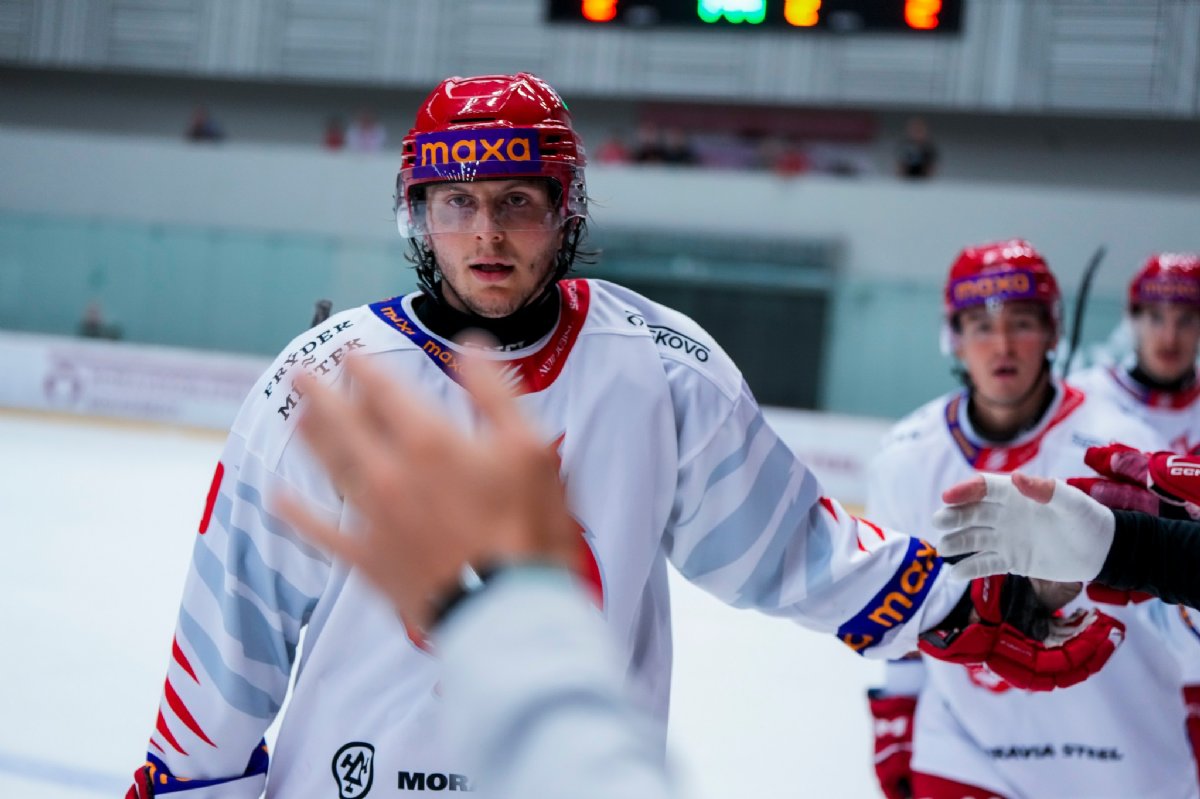 Jestřábi vítají posilu: obránce David Homola přichází do Prostějova!